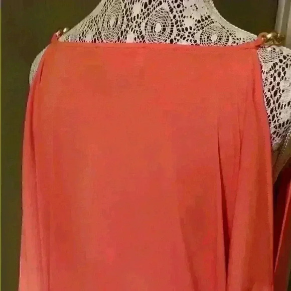 Michael Kors top with chain sz medium - Picture 4 of 4